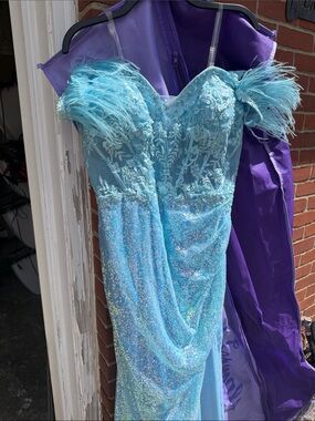 Blue prom dress